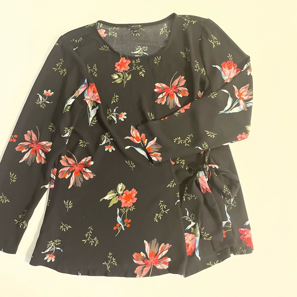 Ann Taylor Size Small Top